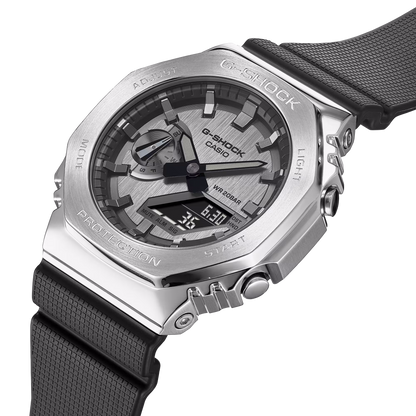 Casio GM-2100-1A  44mm