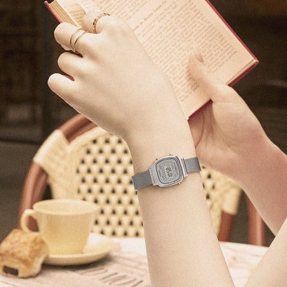 Casio LA670WEM-7